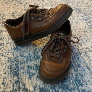 Excellent condition mephisto shoes